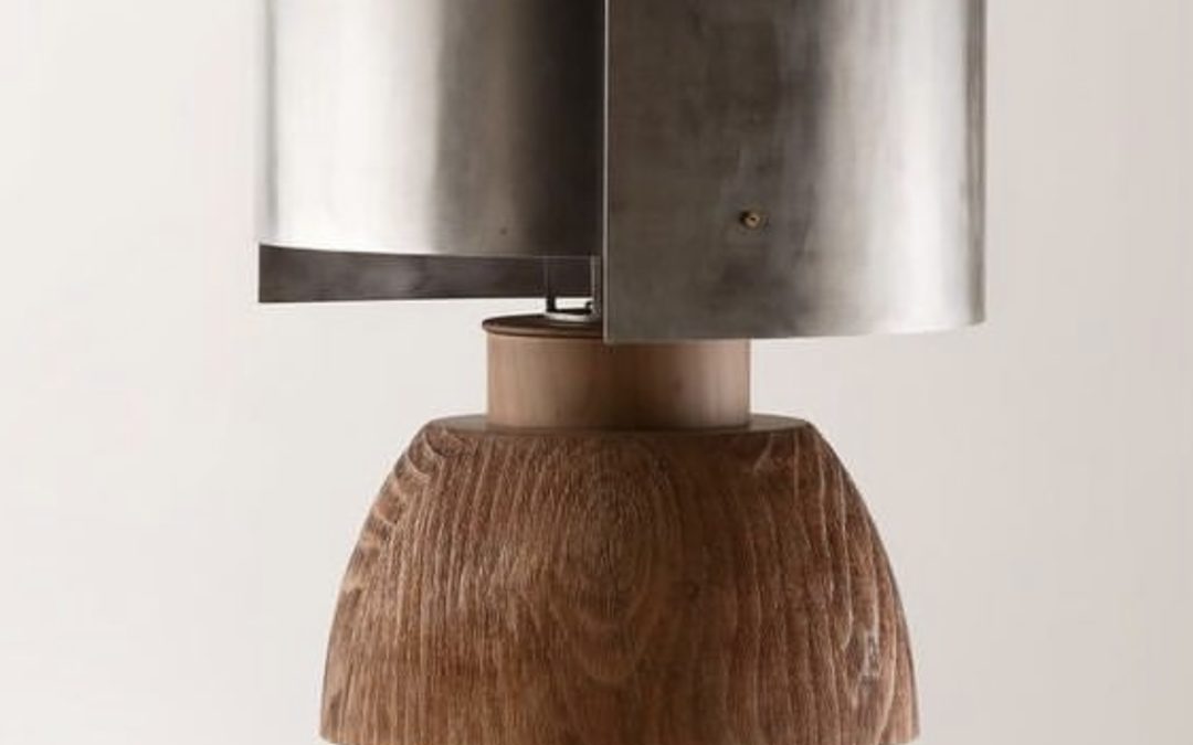 Abat-jour en acier poli et ciré